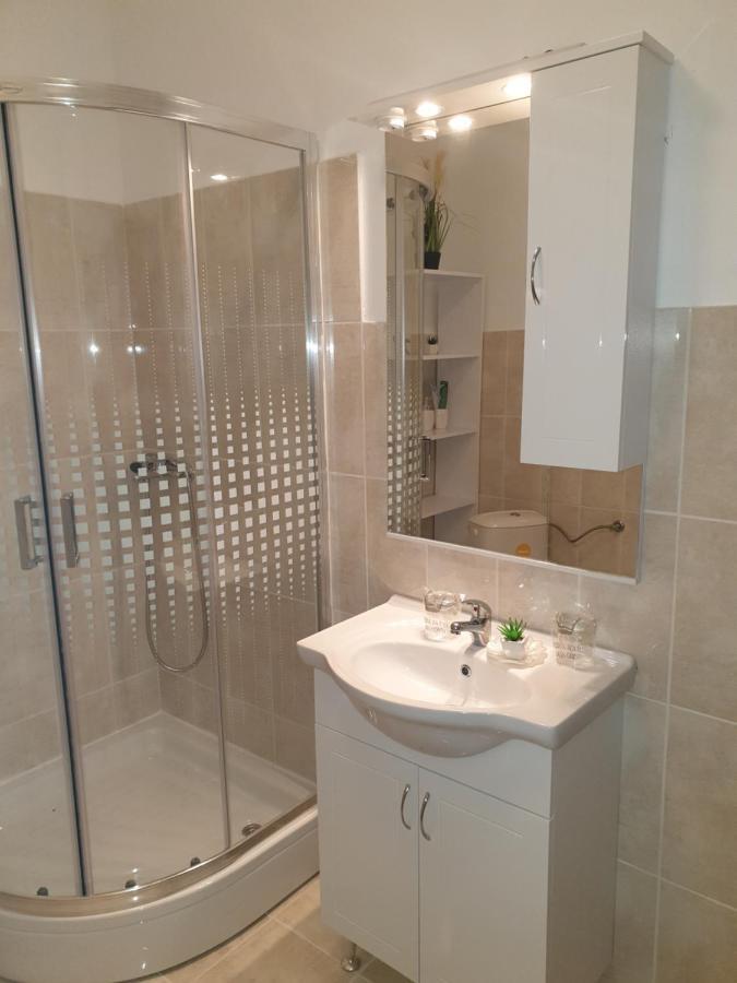 Apartament Ivan *