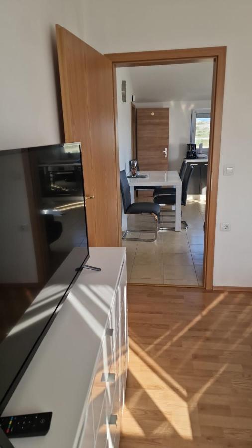 Ivan Apartma Rtina