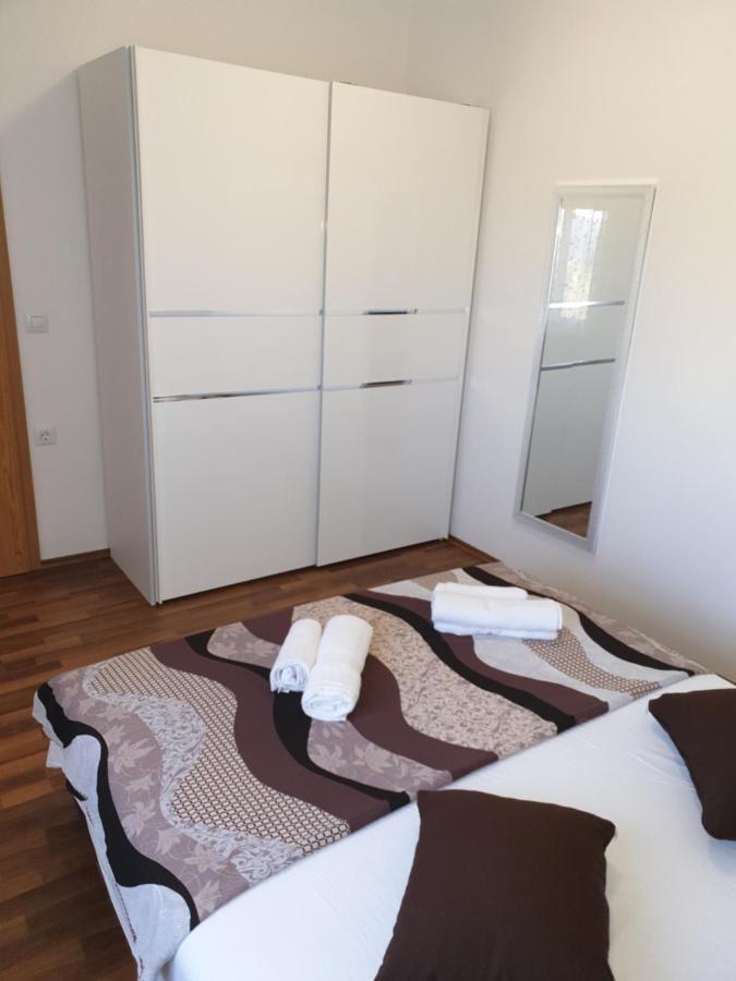 Ivan Apartma